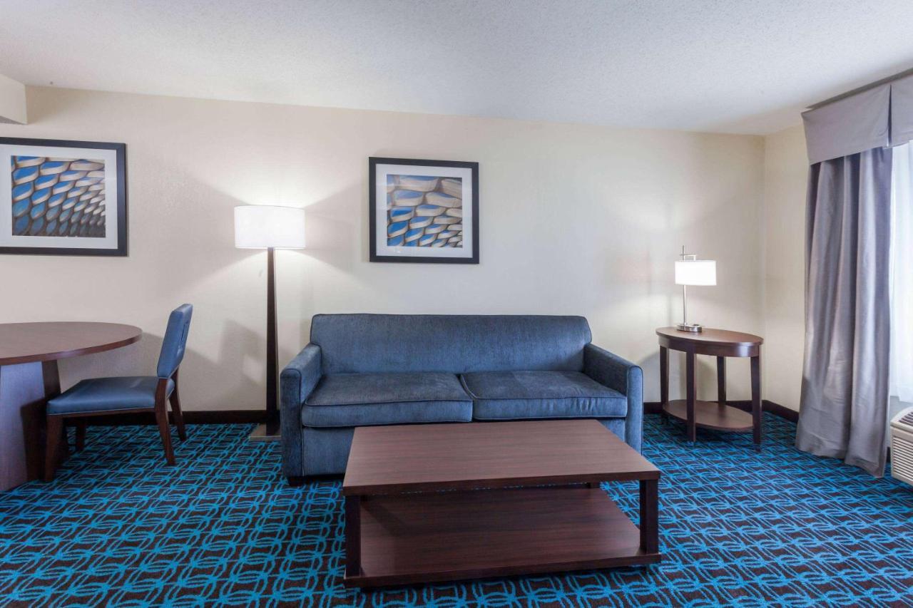 Hotel Wingate By Wyndham Chicago Schaumburg Exteriér fotografie